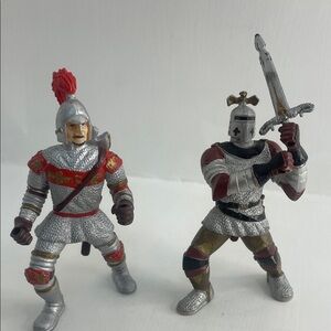 Medieval Knight Action Figures Set - Silver and Red